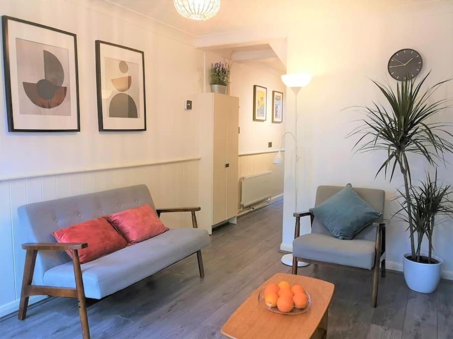 Cute Cottage 4 Mins From Cafes Station And Sea St Leonards-on-Sea Exterior photo